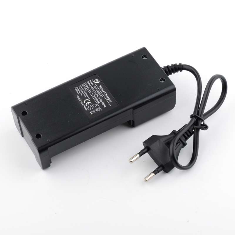 Chargeur en fonctionnement avec indicateurs LED